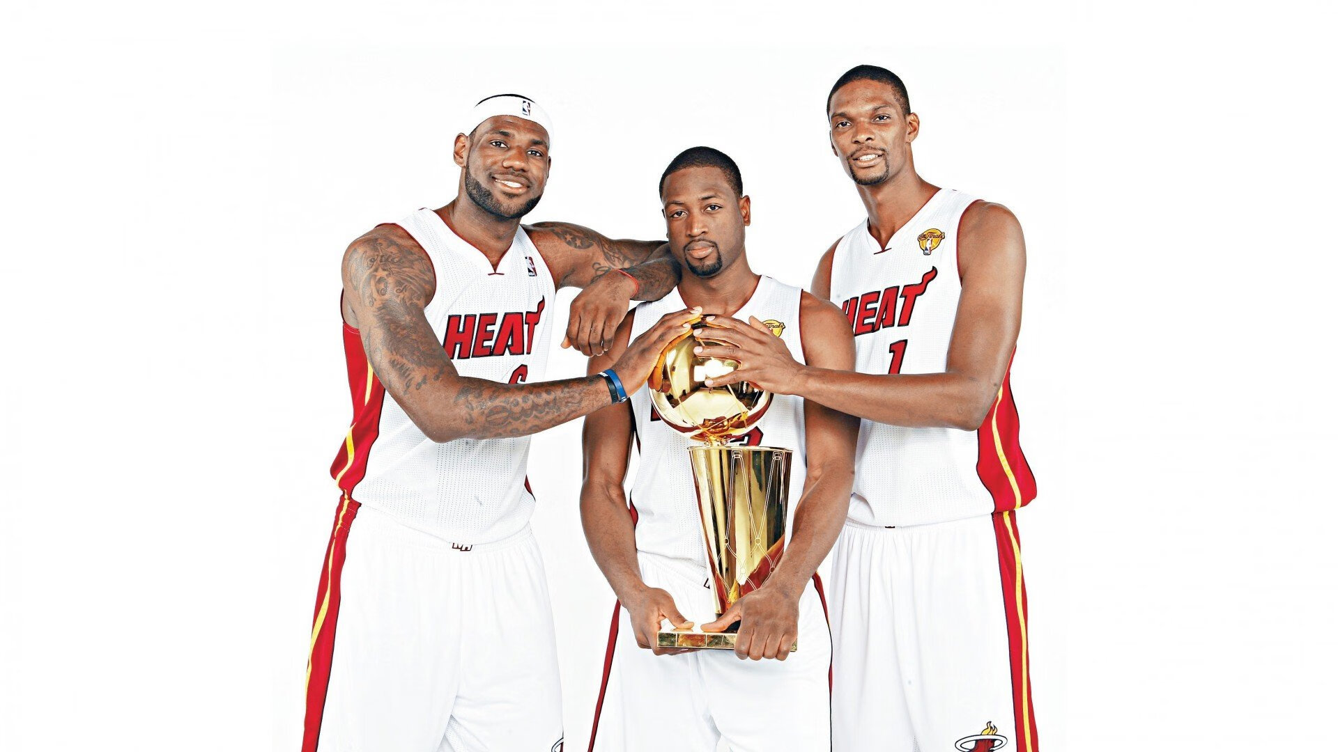 “登顶热潮，冠军争夺战火不断升级”，冠军盛典